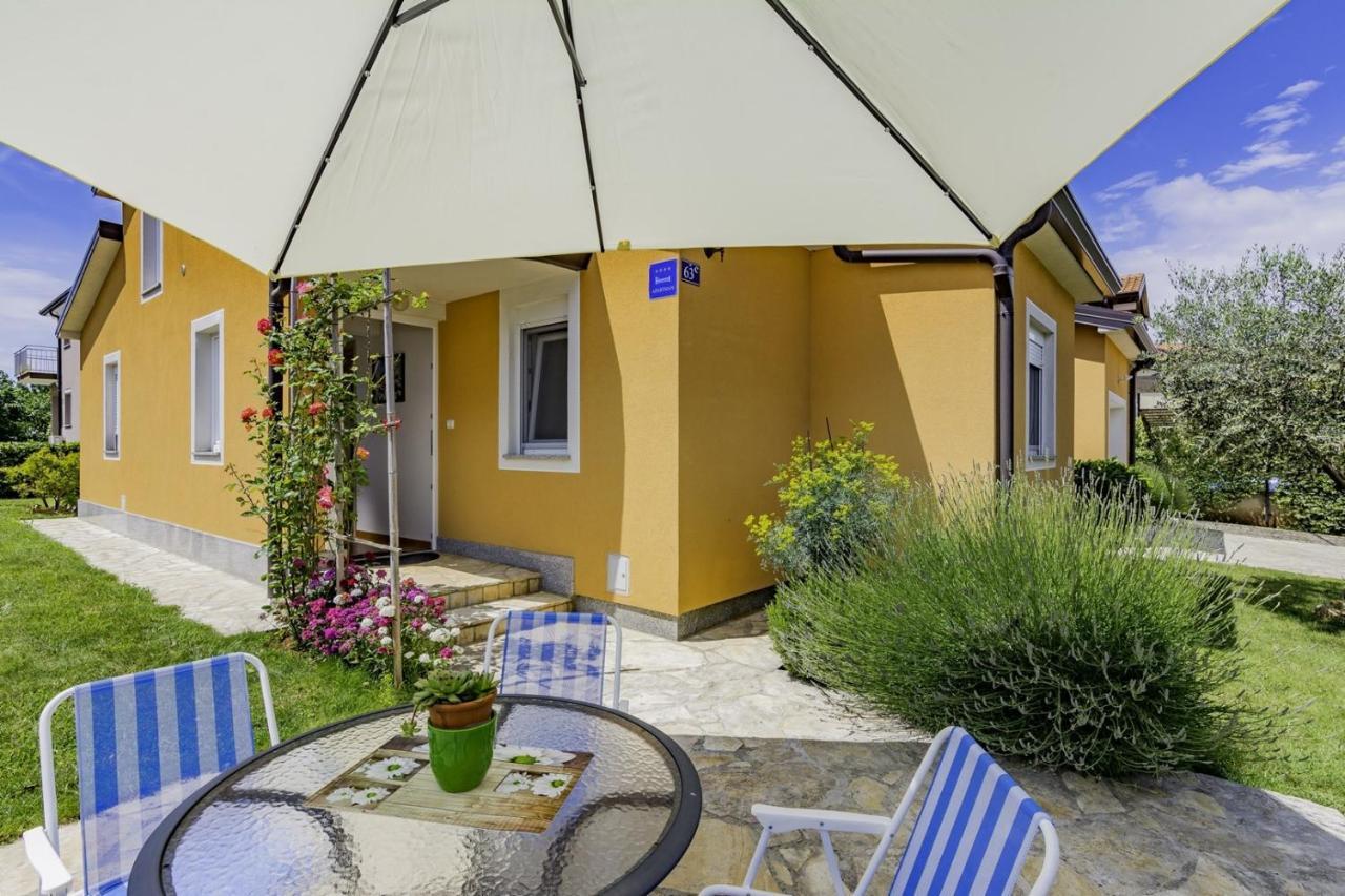 Bozica House With *